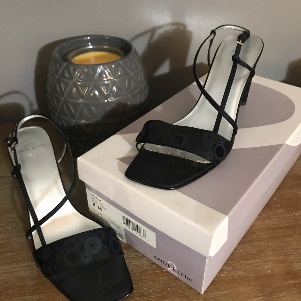 Black heels